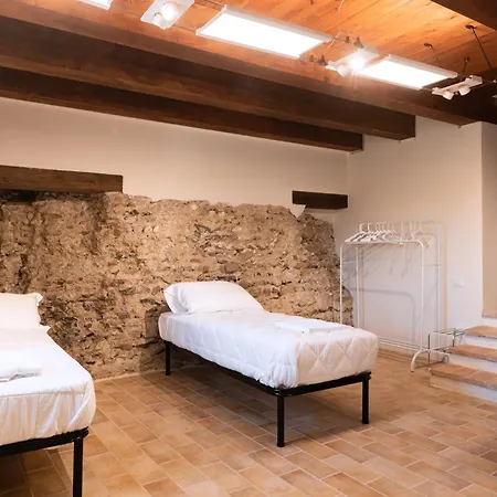 Porta Gemina History 招待所 *