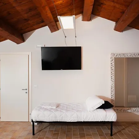 Penzion Porta Gemina History *